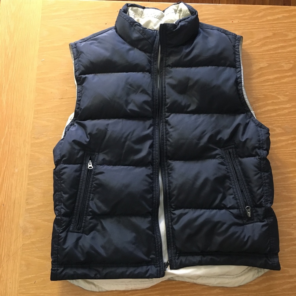 GAP Black and White Reversible Large Puffer Vest